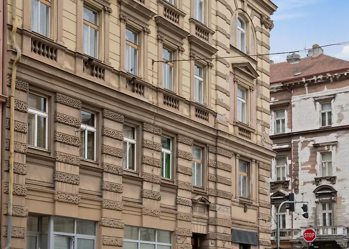 Nature Diamond Praag